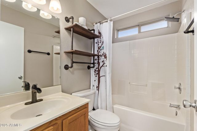 13234 W SAGUARO Lane, Surprise, AZ 85374