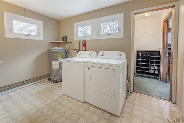 4368 Crescent Drive, Niagara Falls, NY 14305