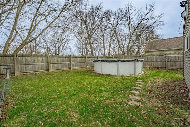 4368 Crescent Drive, Niagara Falls, NY 14305