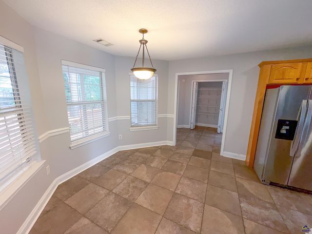 202 Bay Laurel Circle, Warner Robins, GA 31088