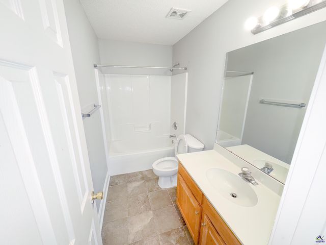 202 Bay Laurel Circle, Warner Robins, GA 31088