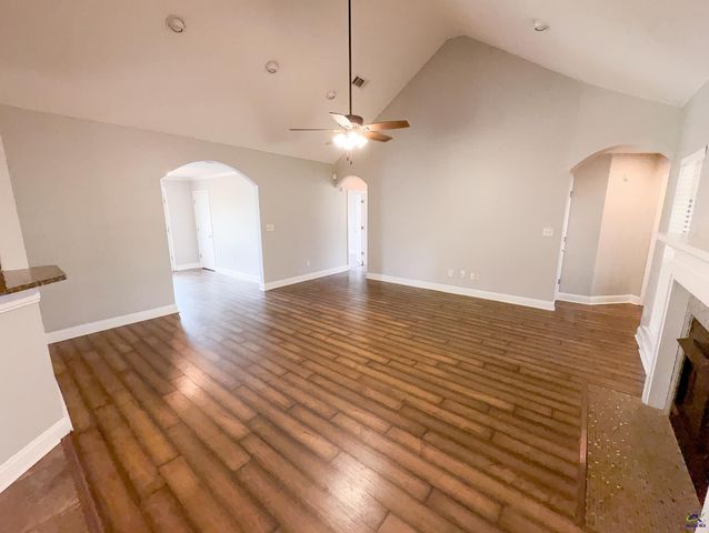 202 Bay Laurel Circle, Warner Robins, GA 31088
