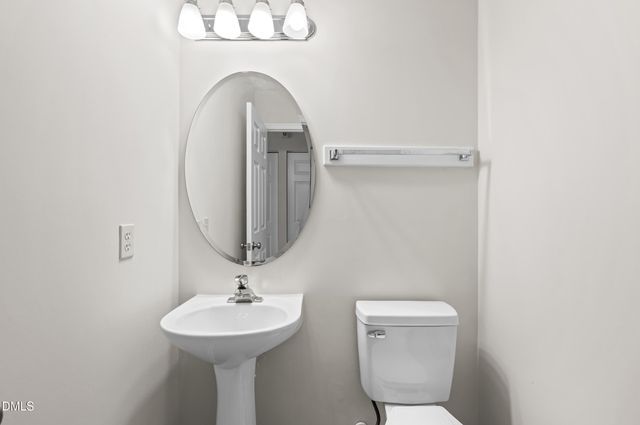 7029 Jeffreys Creek Lane, Raleigh, NC 27616