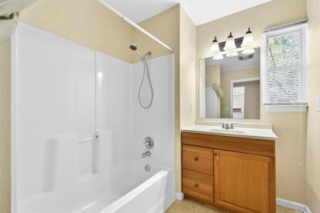 111 Janine, Canyon Lake, TX 78133