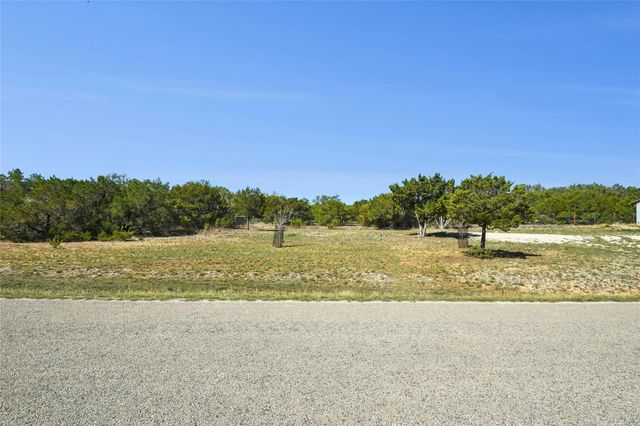 111 Janine, Canyon Lake, TX 78133