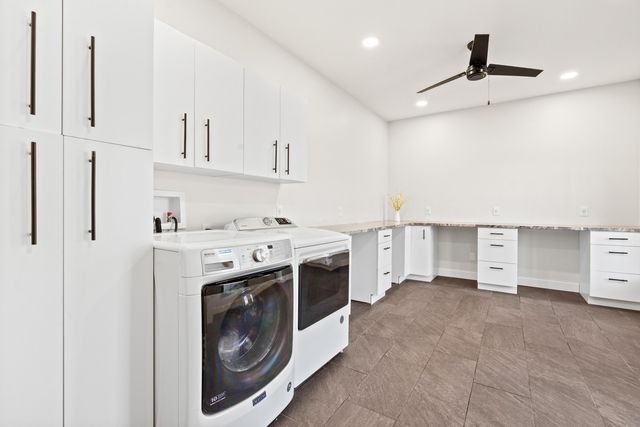 568 Shatz Drive N, Valparaiso, IN 46385