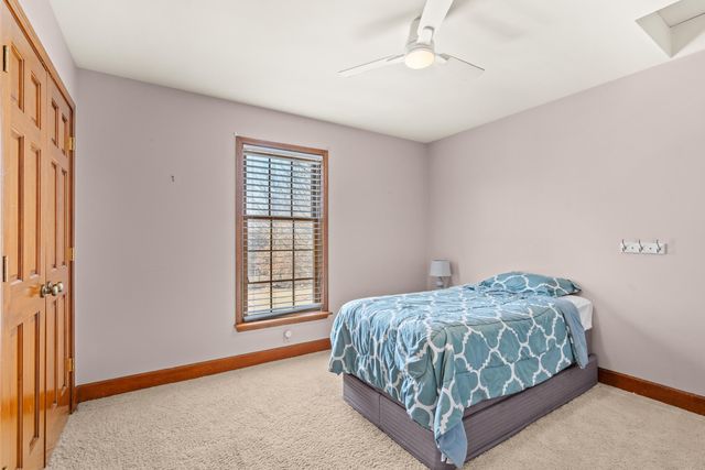 568 Shatz Drive N, Valparaiso, IN 46385