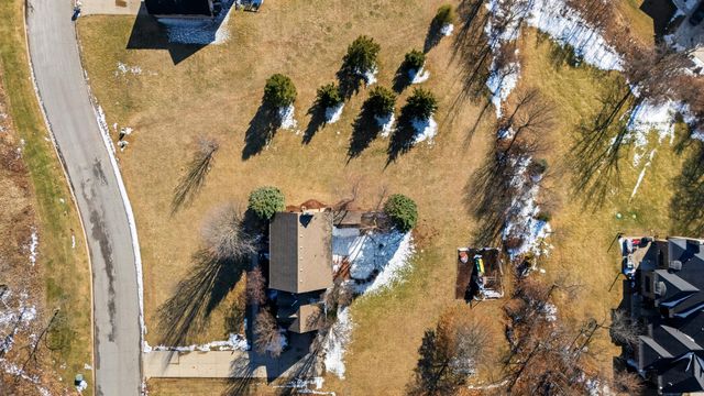 568 Shatz Drive N, Valparaiso, IN 46385