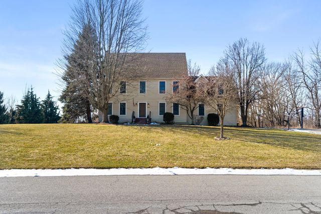 568 Shatz Drive N, Valparaiso, IN 46385