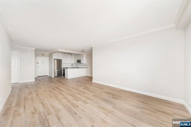 7855 Boulevard East 28K, North Bergen, NJ 07047