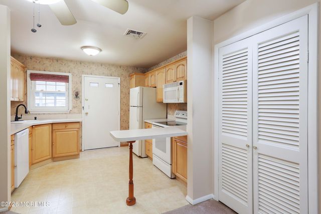 62C Buckingham Drive, Lakewood, NJ 08701