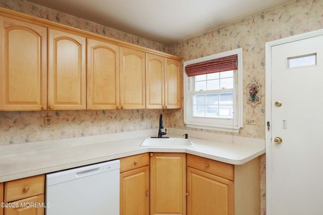 62C Buckingham Drive, Lakewood, NJ 08701