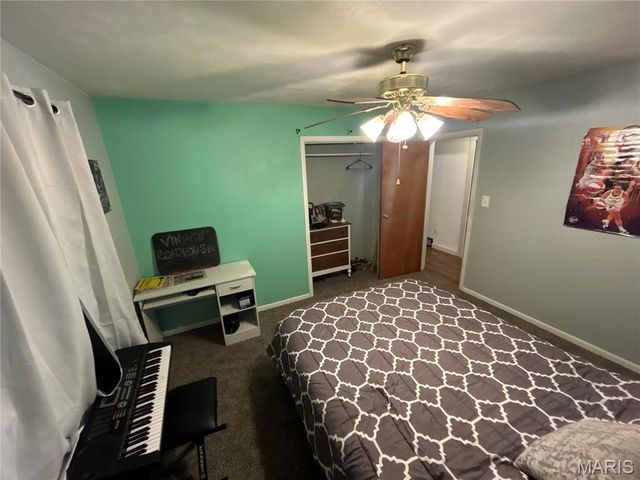 1133 Teresa LN, Carrollton, IL 62016