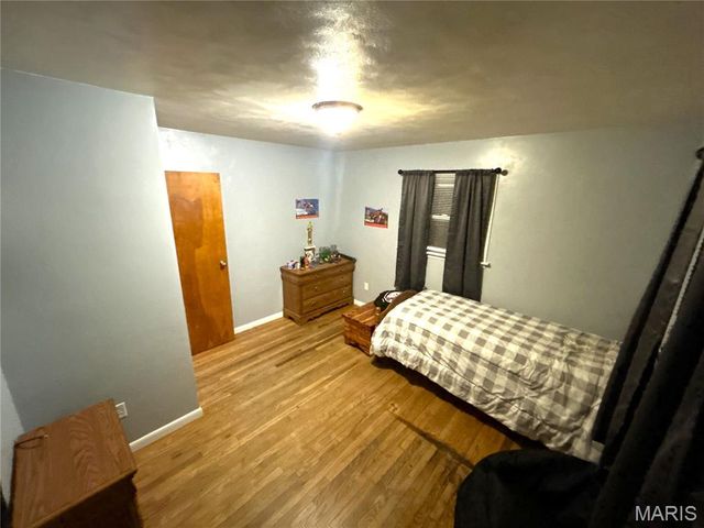 1133 Teresa LN, Carrollton, IL 62016