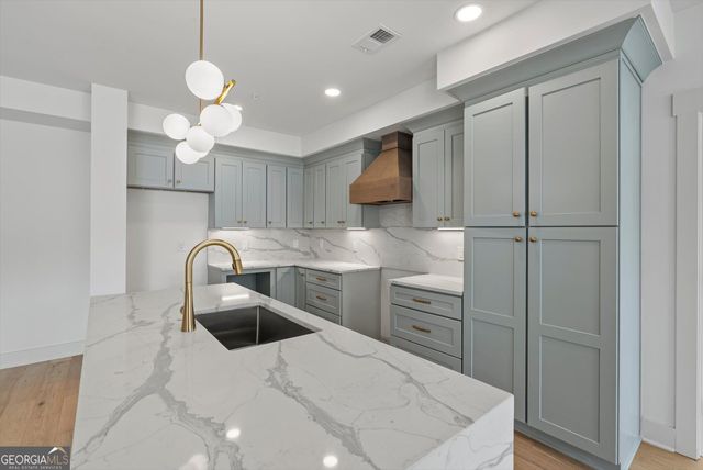 1050 Blair Lane 304, Peachtree City, GA 30269
