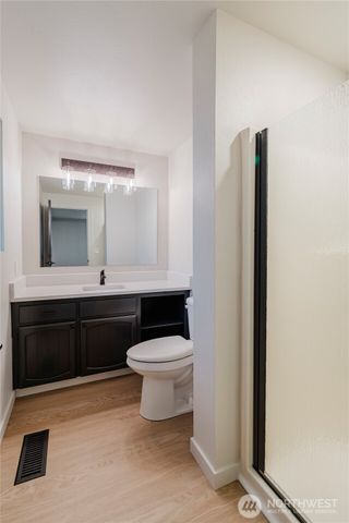 4205 Candlewood Drive SE, Lacey, WA 98503