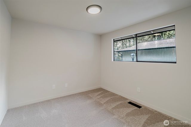 4205 Candlewood Drive SE, Lacey, WA 98503