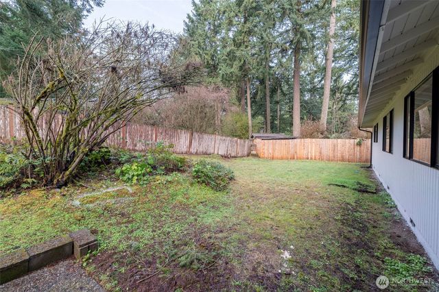 4205 Candlewood Drive SE, Lacey, WA 98503