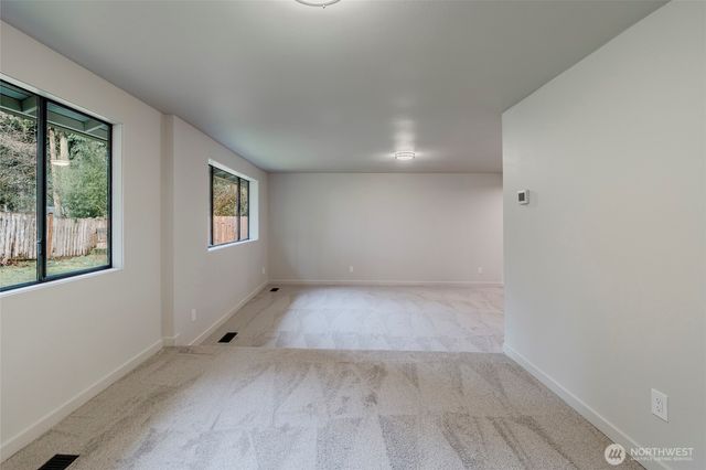 4205 Candlewood Drive SE, Lacey, WA 98503