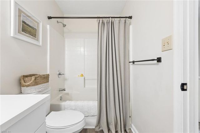 323 Westview DR, Hampton, VA 23666