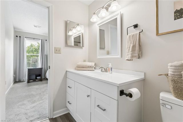 323 Westview DR, Hampton, VA 23666