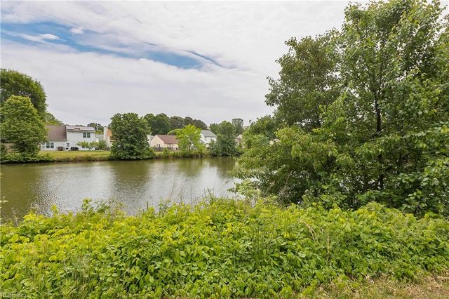 323 Westview DR, Hampton, VA 23666