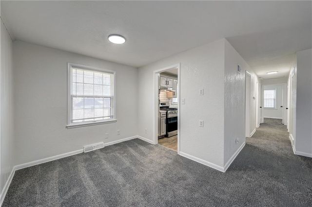 6219 Bellefontaine Avenue, Kansas City, MO 64130