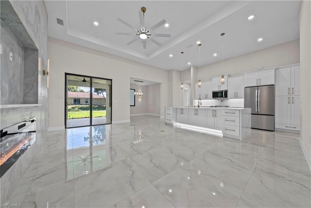 3621 4th ST W, Lehigh Acres, FL 33971