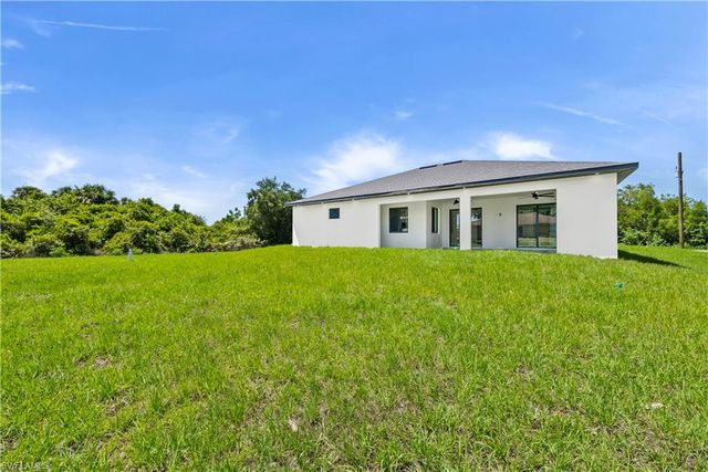 3621 4th ST W, Lehigh Acres, FL 33971