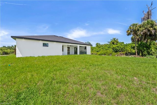 3621 4th ST W, Lehigh Acres, FL 33971