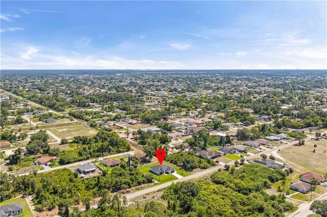 3621 4th ST W, Lehigh Acres, FL 33971