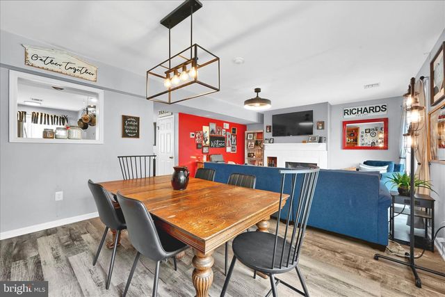 214 WINDING HILL DR, Lancaster, PA 17601