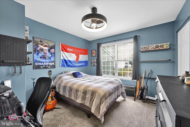 214 WINDING HILL DR, Lancaster, PA 17601