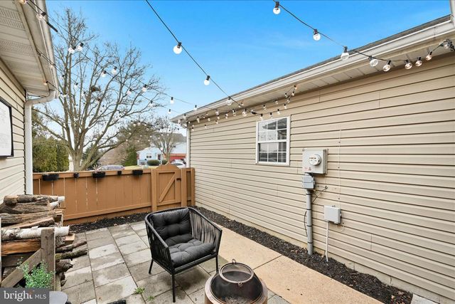 214 WINDING HILL DR, Lancaster, PA 17601