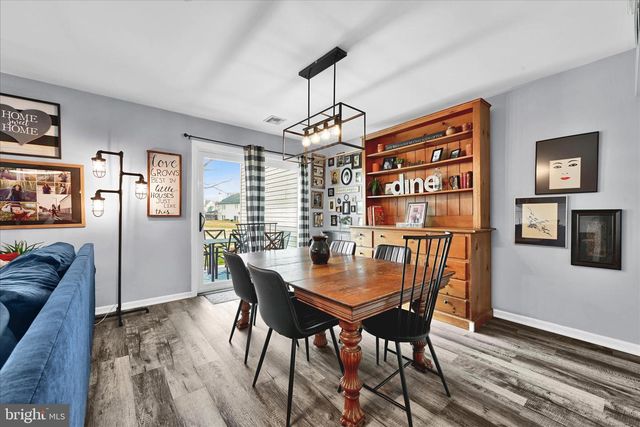 214 WINDING HILL DR, Lancaster, PA 17601