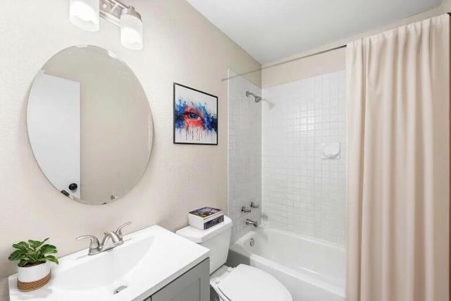 413 Bristol Cove Road, Mary Esther, FL 32569