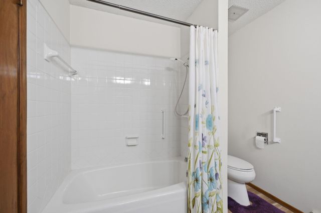 1135 N Patrick Henry St, Derby, KS 67037