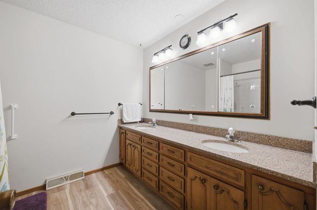 1135 N Patrick Henry St, Derby, KS 67037