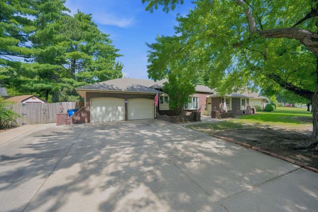 1135 N Patrick Henry St, Derby, KS 67037