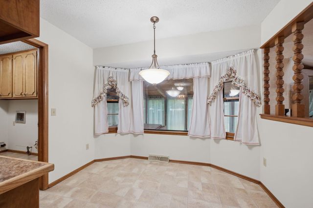 1135 N Patrick Henry St, Derby, KS 67037