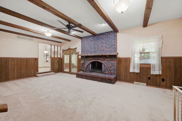 1135 N Patrick Henry St, Derby, KS 67037
