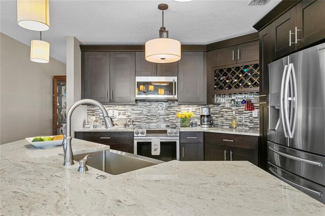 3401 W NORTH B STREET, Tampa, FL 33609