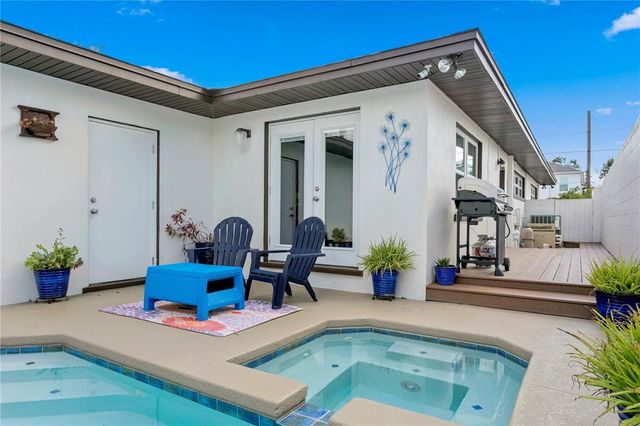 3401 W NORTH B STREET, Tampa, FL 33609