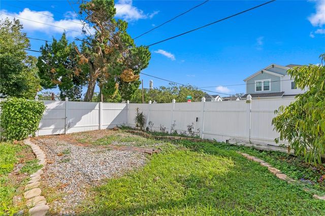 3401 W NORTH B STREET, Tampa, FL 33609