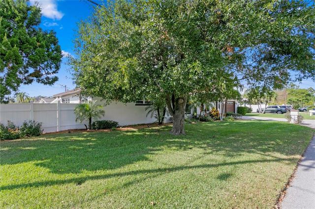 3401 W NORTH B STREET, Tampa, FL 33609