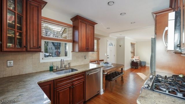 1910 Grandview Ave, Westfield Town, NJ 07090