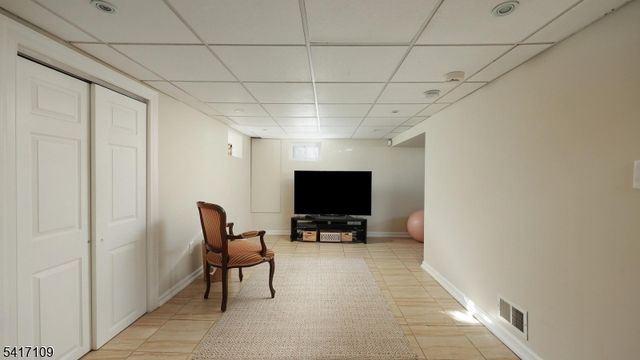 1910 Grandview Ave, Westfield Town, NJ 07090