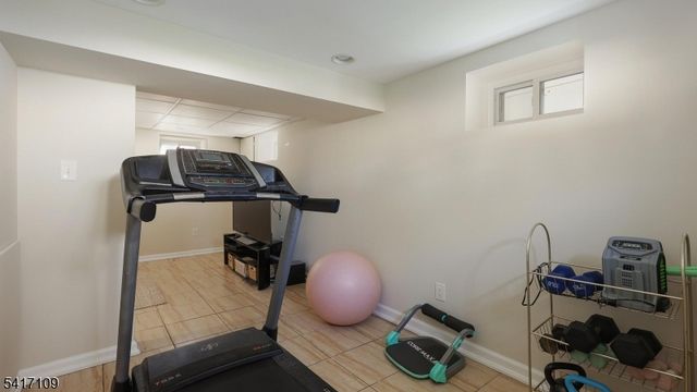 1910 Grandview Ave, Westfield Town, NJ 07090