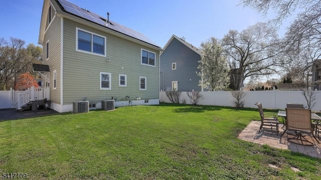 1910 Grandview Ave, Westfield Town, NJ 07090