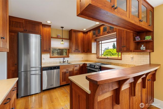 1018 Taft Street, Port Townsend, WA 98368